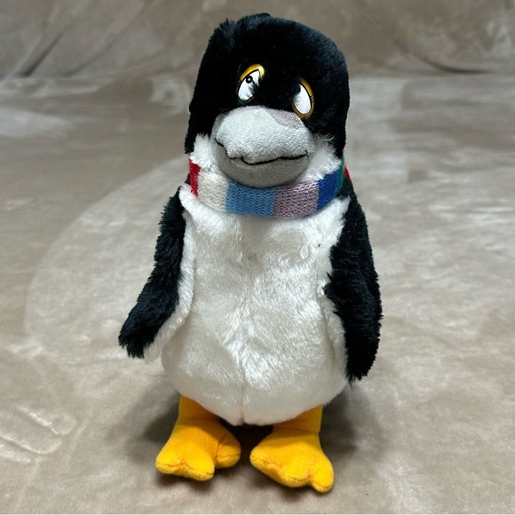 Dakin SeaWorld Penny Penguin Plush Stuffed Animal with Scarf Vintage - Picture 1 of 10
